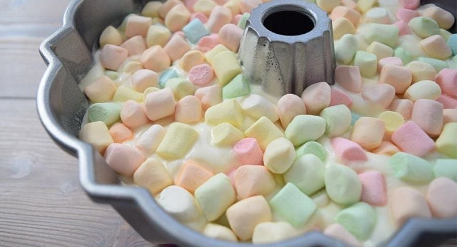 Postre de gelatina de malvaviscos: procedimiento