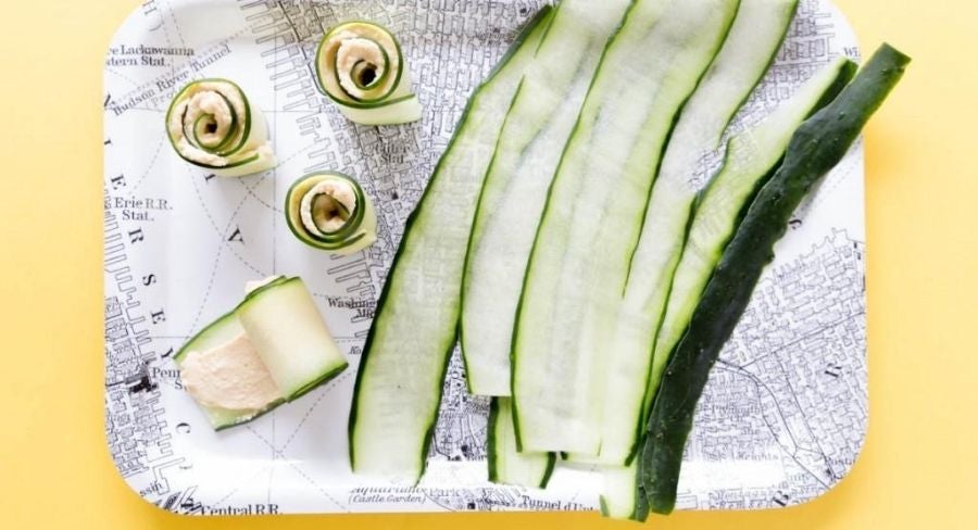 Rollos de pepino: Enrolla el pepino