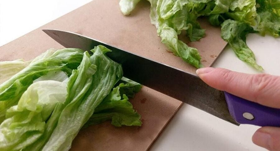 Paso a paso para hacer una ensalada de pollo