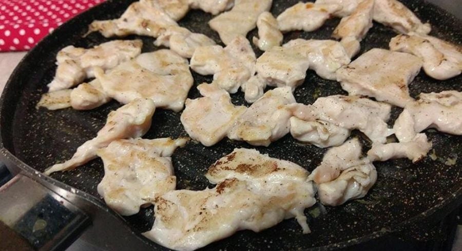 Paso a paso para hacer una ensalada de pollo
