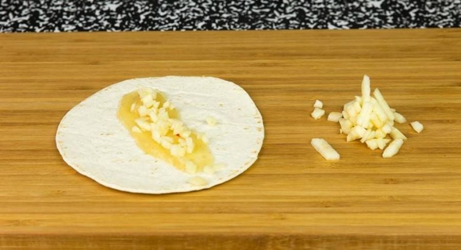 Paso a paso para preparar taquitos de manzana