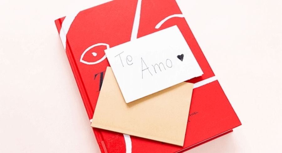 Regalos para el 14 de febrero: libro y libreta de notas