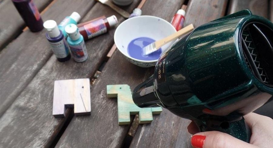 Paso a paso para pintar y restaurar un mueble de madera