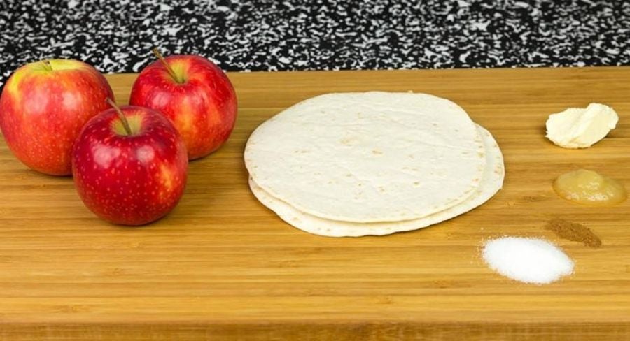 Ingredientes para preparar taquitos de manzana
