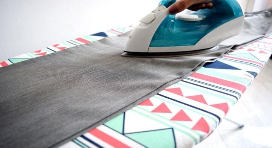 Cómo planchar los pantalones de vestir